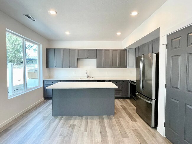 Photo - 12818 N Jaydee Ln