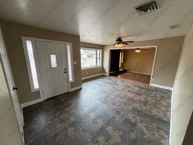 Photo - Spacious 3 bedroom 2 bath home