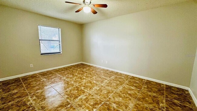 184 Julie Ln