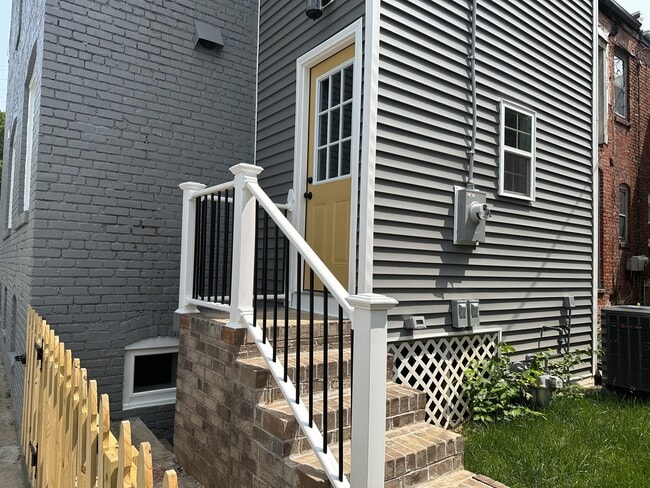 Photo - 200 S Addison St