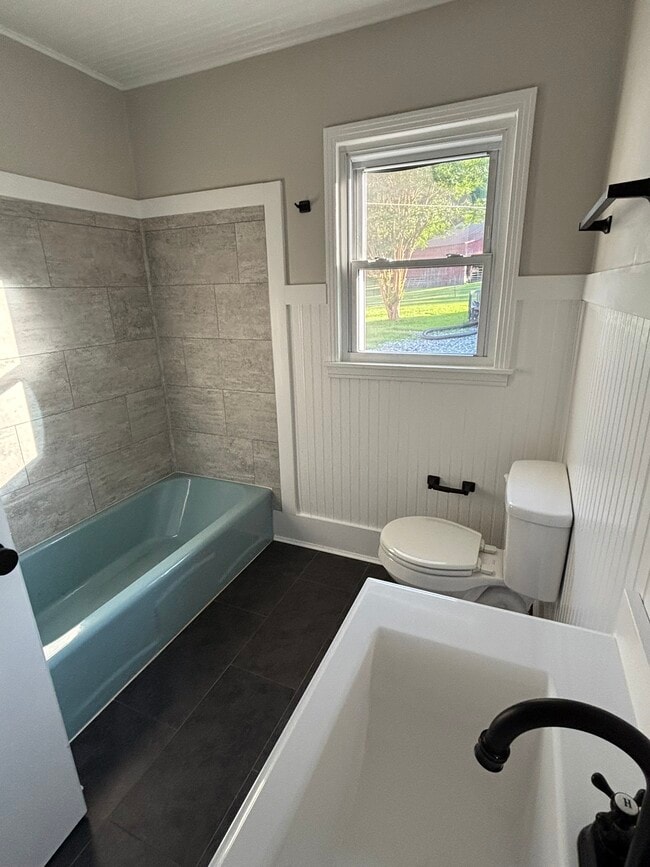 Photo - 10535 Hwy 231