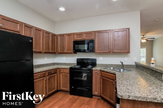 Photo - 10140 Benton Woods Dr