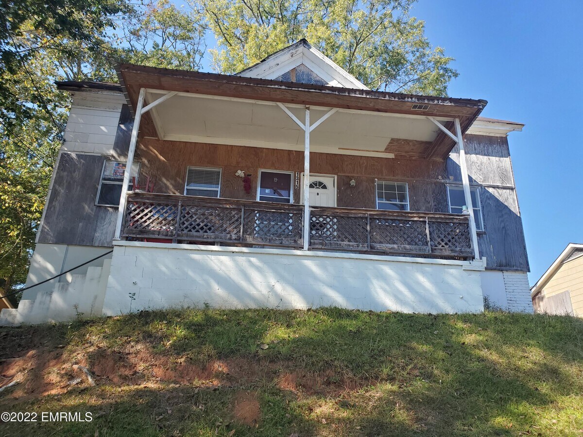 Photo - 1315B 34th Ave