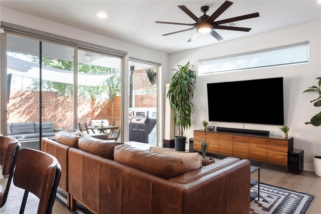 Photo - 2906 Webberville Rd