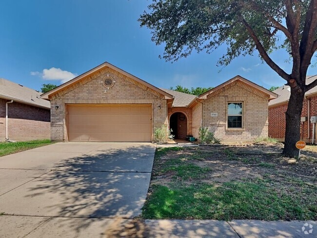 Building Photo - MOVE IN READY NOW IN KELLER ISD! 3 Bedroo... Rental