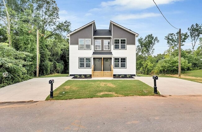 Photo - 938 Logan St Unit A