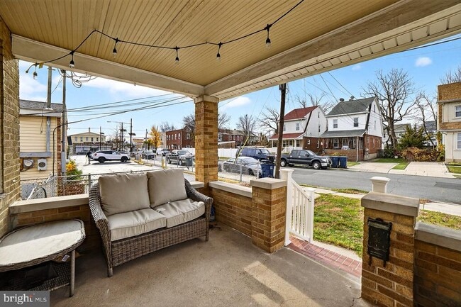 Photo - 18 Myrtle Ave