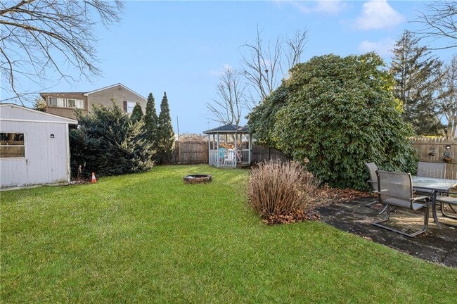 Photo - 206 Riverside Ave