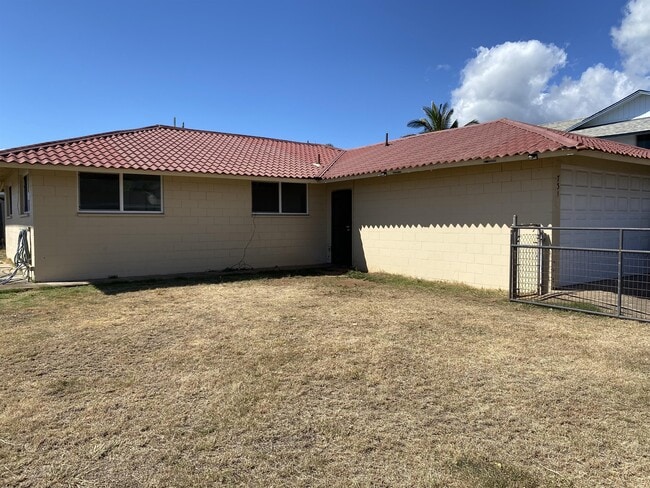 Building Photo - 731 Makiki St