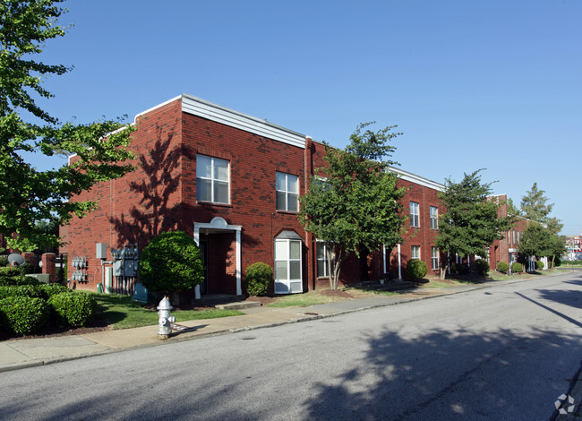 Building Photo - Owens Place Townhomes