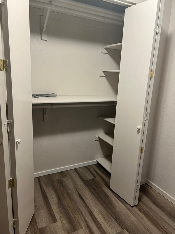 Photo - 220 Ellingson Dr Unidad B