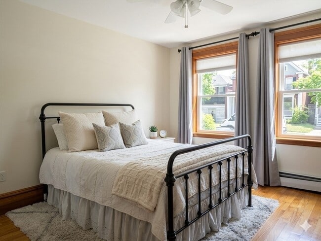 Photo - 536 E 7th St Unit 1