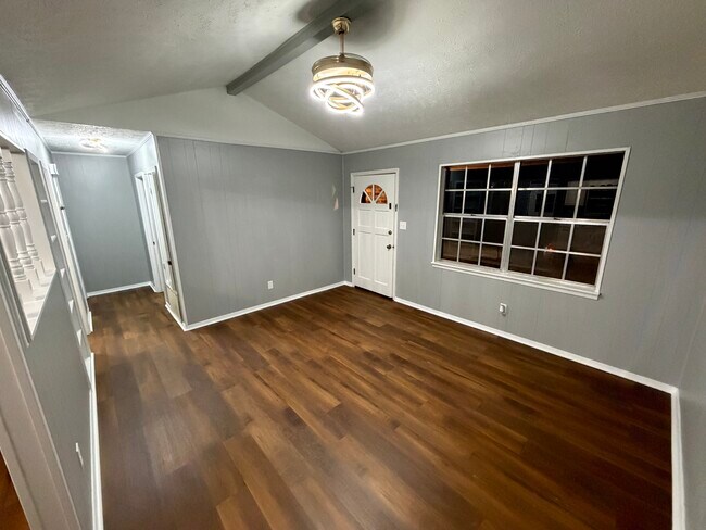 Photo - 513-511 11th Ave