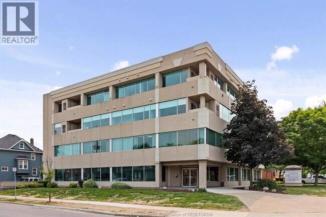 Photo - 1500 Ouellette Ave Unité 305