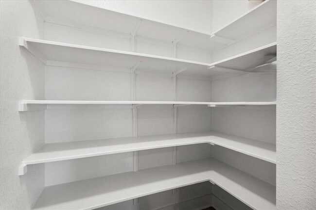 Photo - 7912 Ella Lee Ln