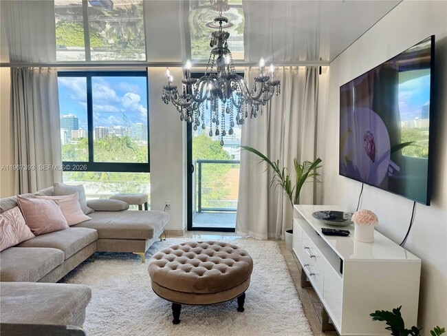 Building Photo - 9800 W Bay Harbor Dr Unit 605