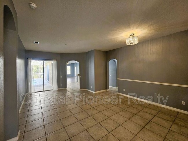 Photo - 10441 Greendale Dr