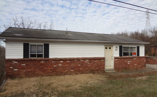 Building Photo - 3348 8th Street Rd Rental