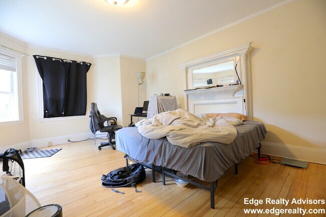 Photo - 43 Elmira St Unit 4