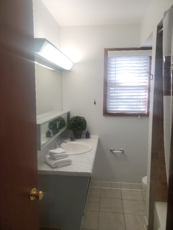 Photo - 1215 E Elm St Unidad 000