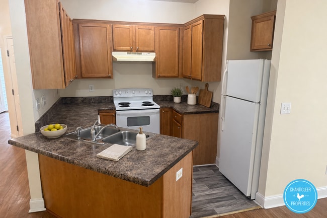 Photo - 1206 Marne Ave