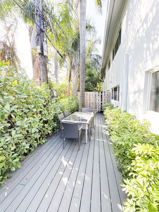 Photo - 234 Oleander Ave