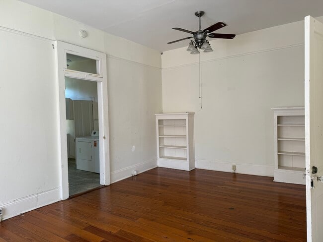 Building Photo - 7500 Freret St Rental