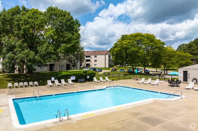 Pine Hill Apartments