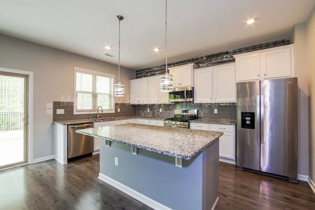 Photo - 550 W Copenhaver Dr