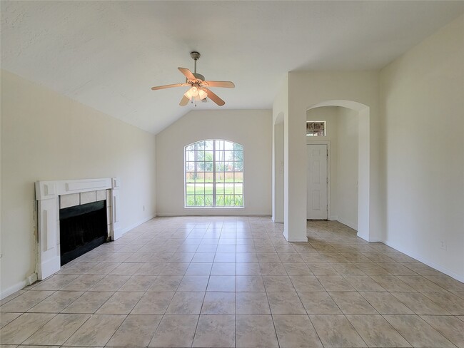 Photo - 3307 Pine Dust Ln