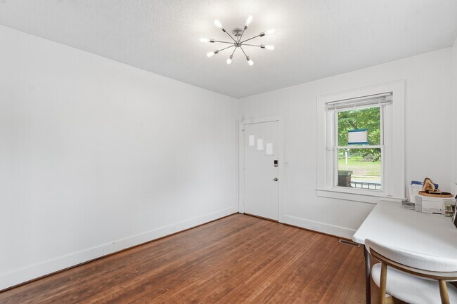 4800 Berwyn Rd