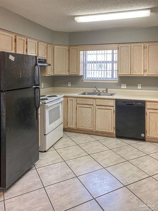 Photo - 12611 Meadson Rd