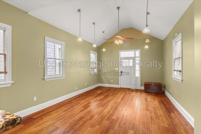 Photo - 523 S Hennessey St