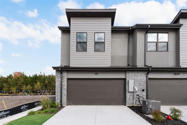 Photo - 1811 Parkview Dr