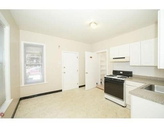 Photo - 27 Magee St Unit 1