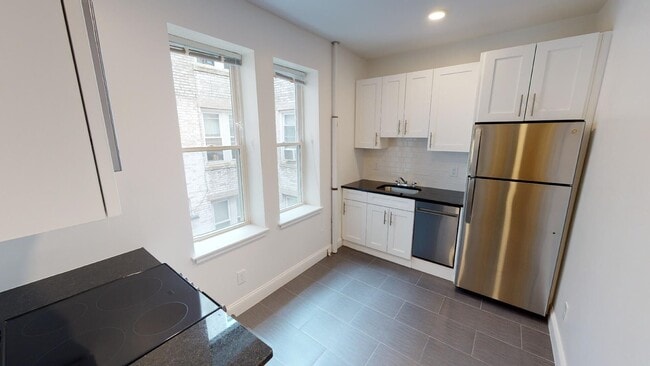 Photo - 9/1 No Fee! Renovated, spacious 2BR w/balcony near B/C/D trains