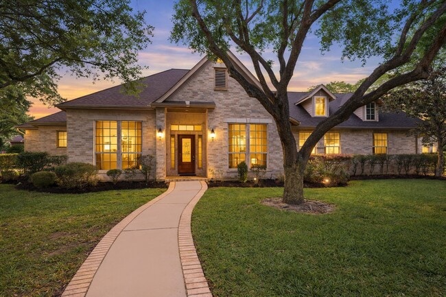 Building Photo - 59 Champion Villa Dr