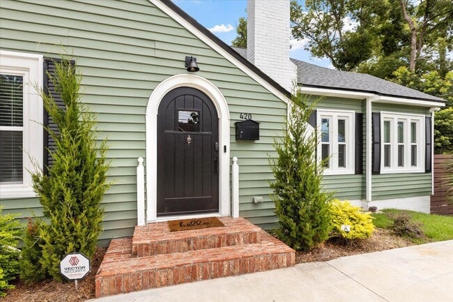 Photo - 420 E 6th Ave