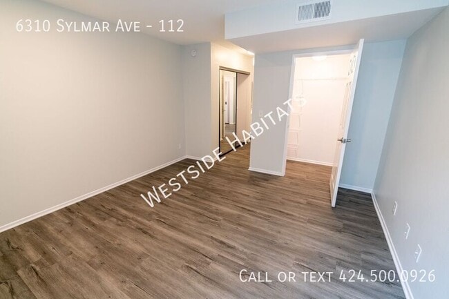 Photo - 6310 Sylmar Ave Unidad 112