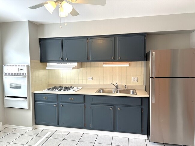 Photo - 20 N Garfield St Unit Apt 4