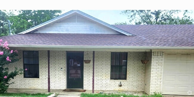 Building Photo - 408 N 8th St Rental