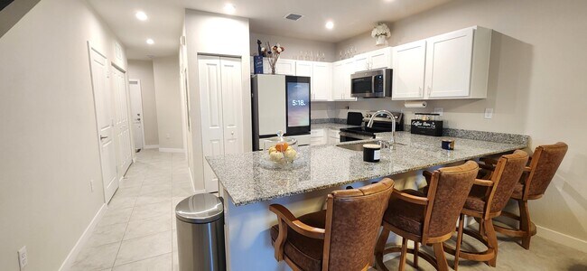 Photo - 1030 W Davis Pkwy