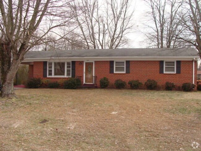 Building Photo - 1238 Springdale Dr Rental