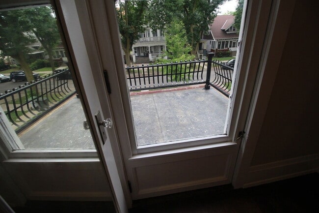 Photo - 2161 N 48th St