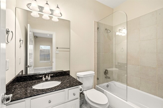 Photo - 3022 Orchard Ct