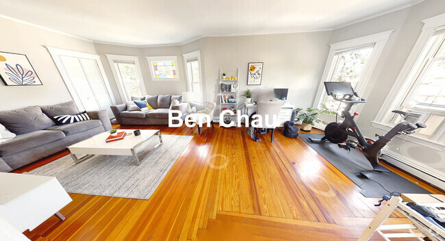 Building Photo - 8 Chapman Pl Unit 2 Rental
