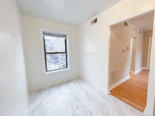 Photo - 2627 N Spaulding Ave Unit 1