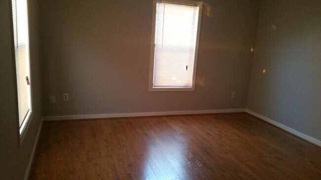 Photo - 1528 11th St S