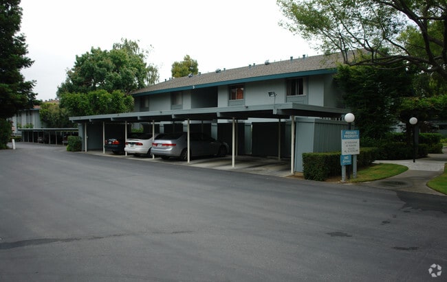 Photo - Remington Grove