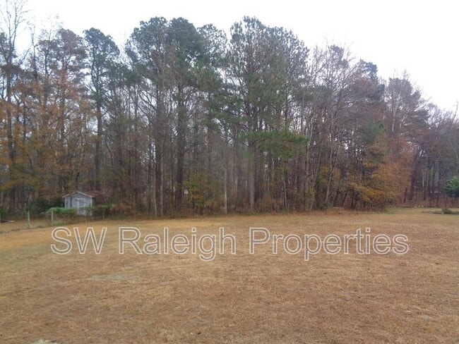 1400 Squire Ridge Dr
